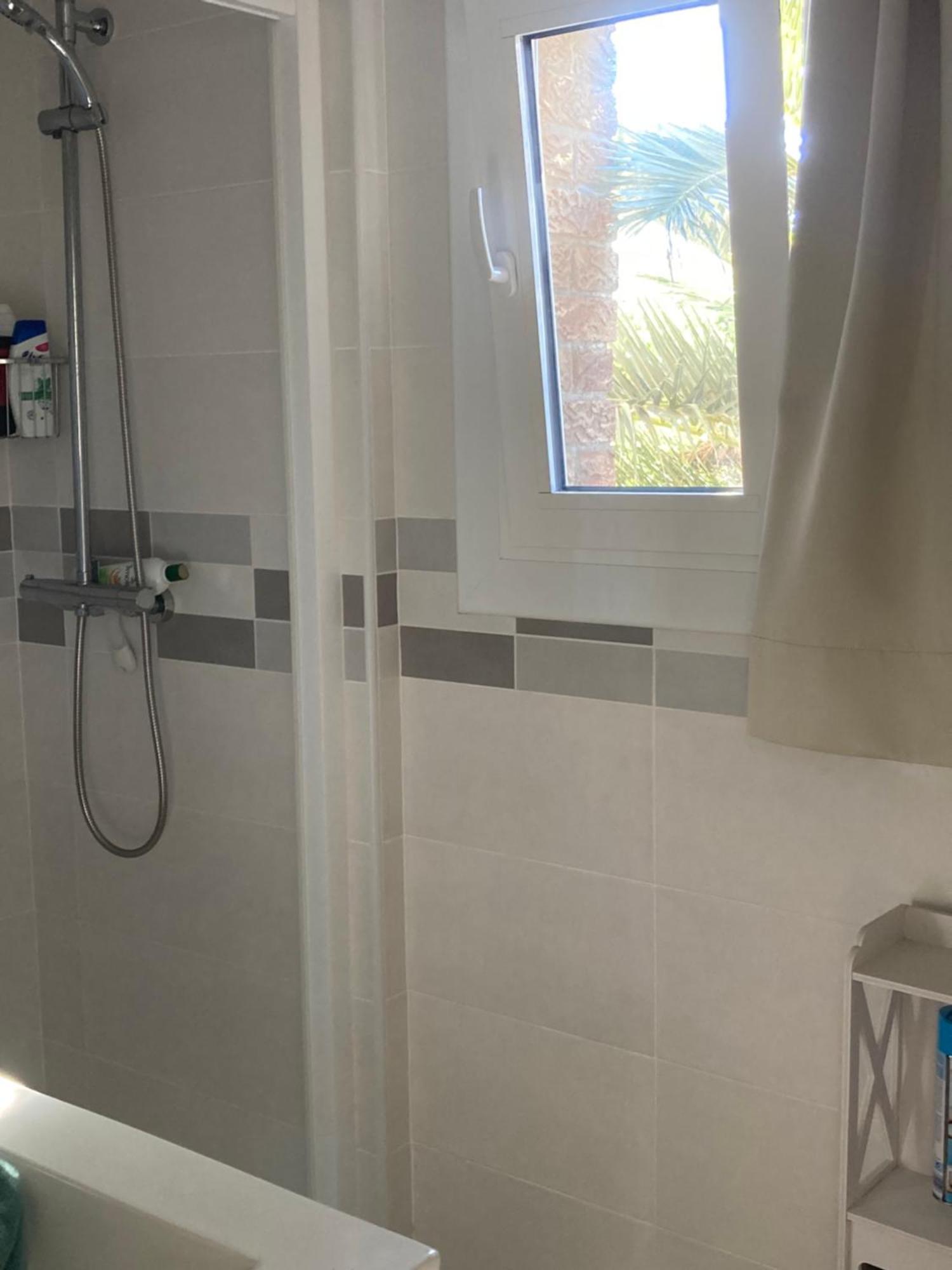 Appartement Vue Mer Avec Piscine Et Wifi Salou Esterno foto
